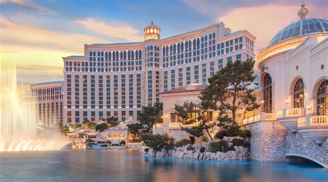 luxury casino vacations/